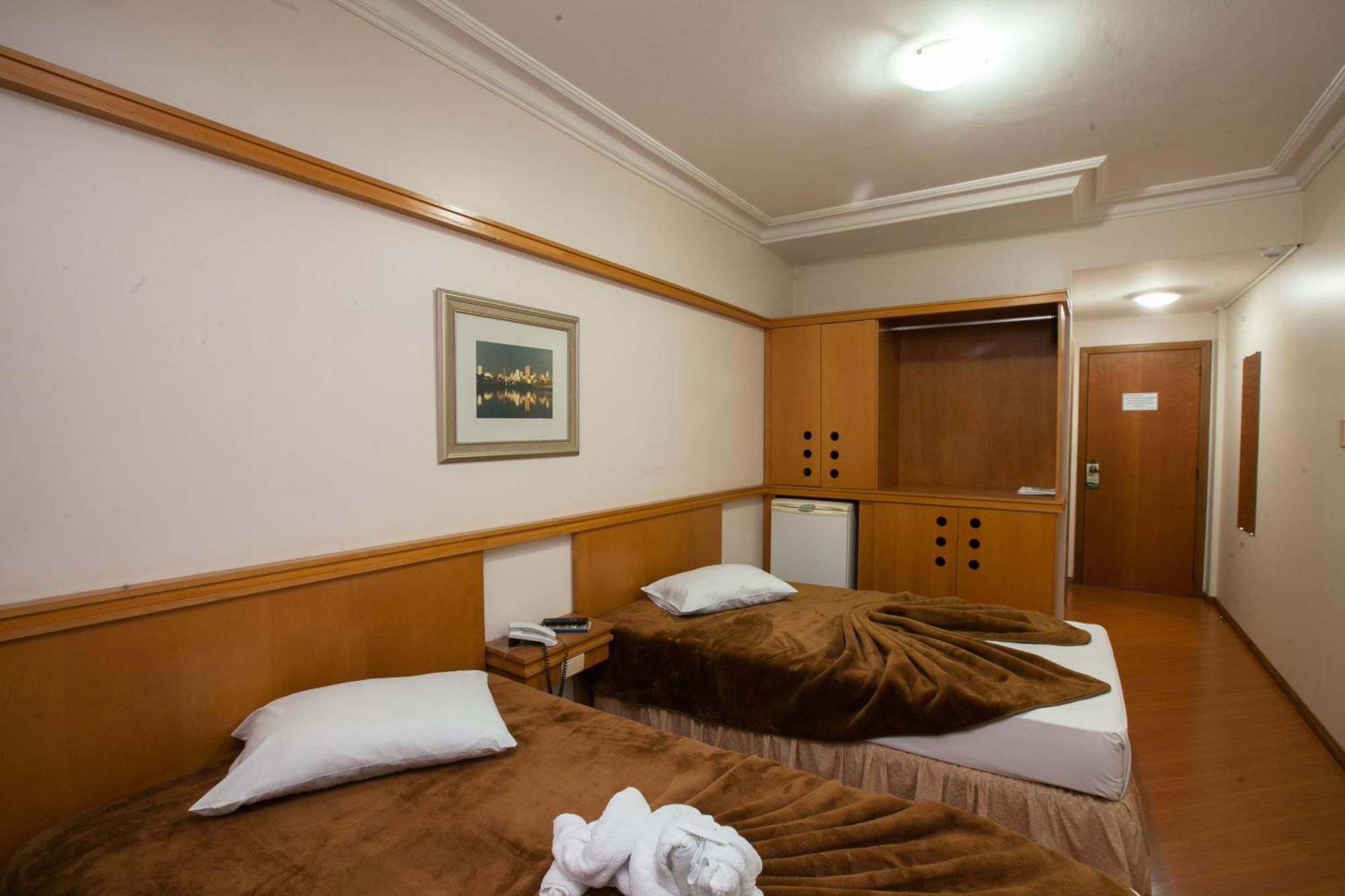 Grande Hotel Guarapuava Cameră foto